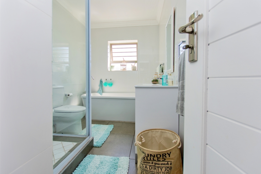 5 Bedroom Property for Sale in Myburgh Park Western Cape